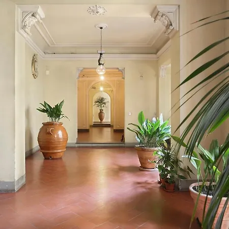 Apt. Salvia Pauline Suites, Palazzo Borghese Διαμέρισμα Φλωρεντία