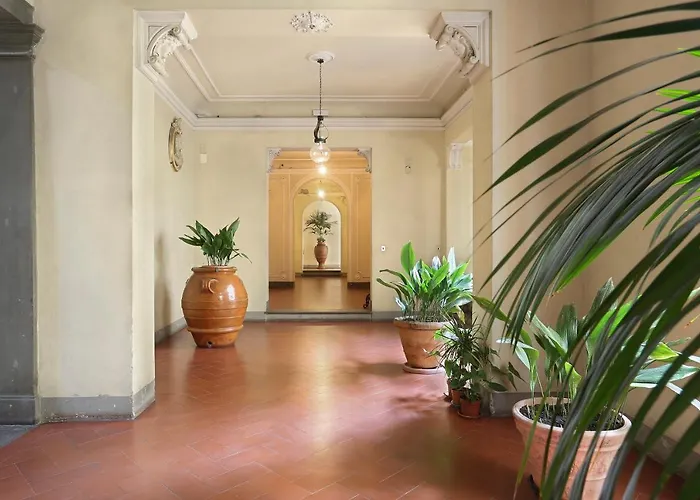Apt. Salvia Pauline Suites, Palazzo Borghese Appartamento Firenze